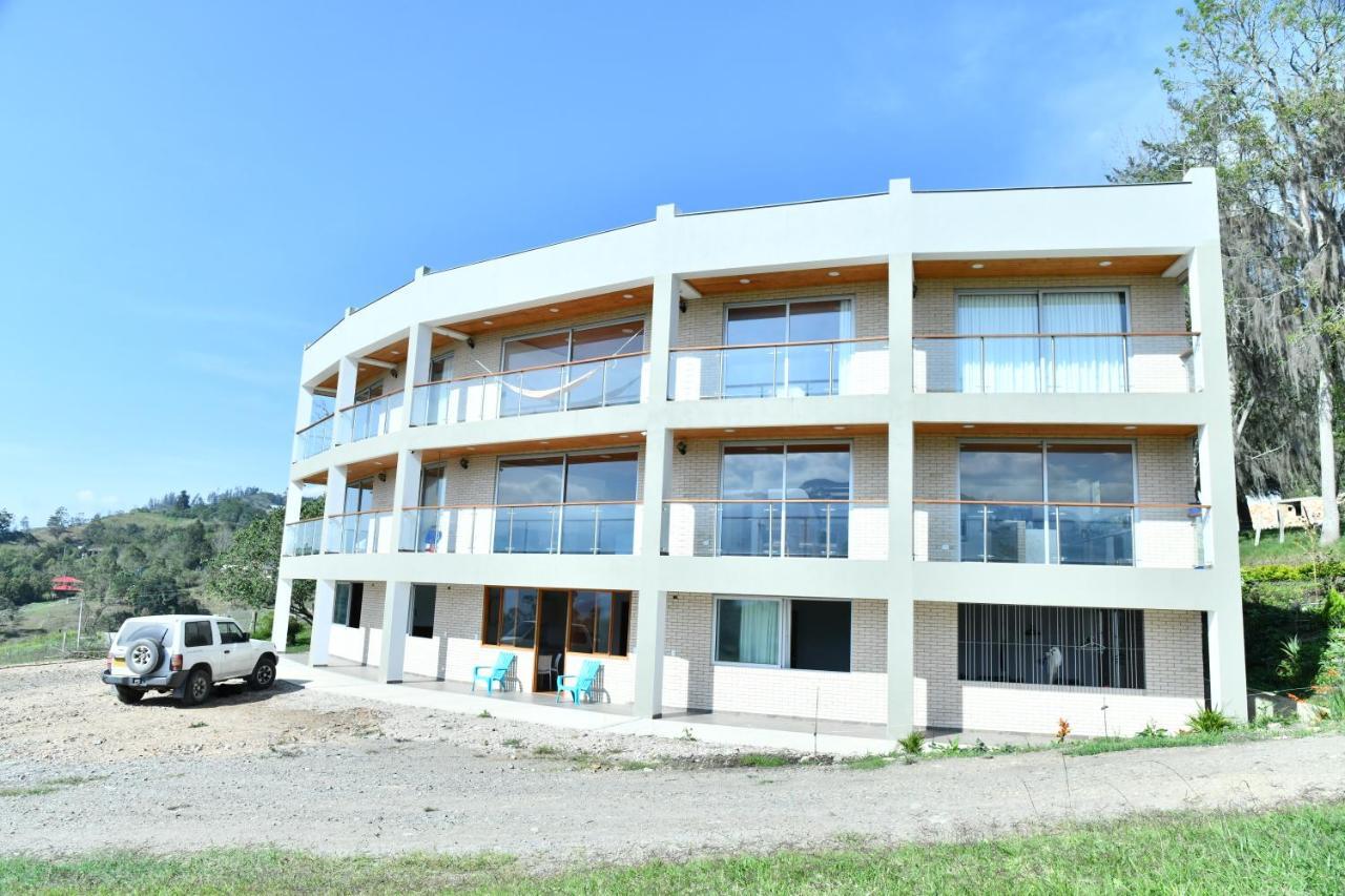 Cucuate Hospedaje Choachi Bagian luar foto