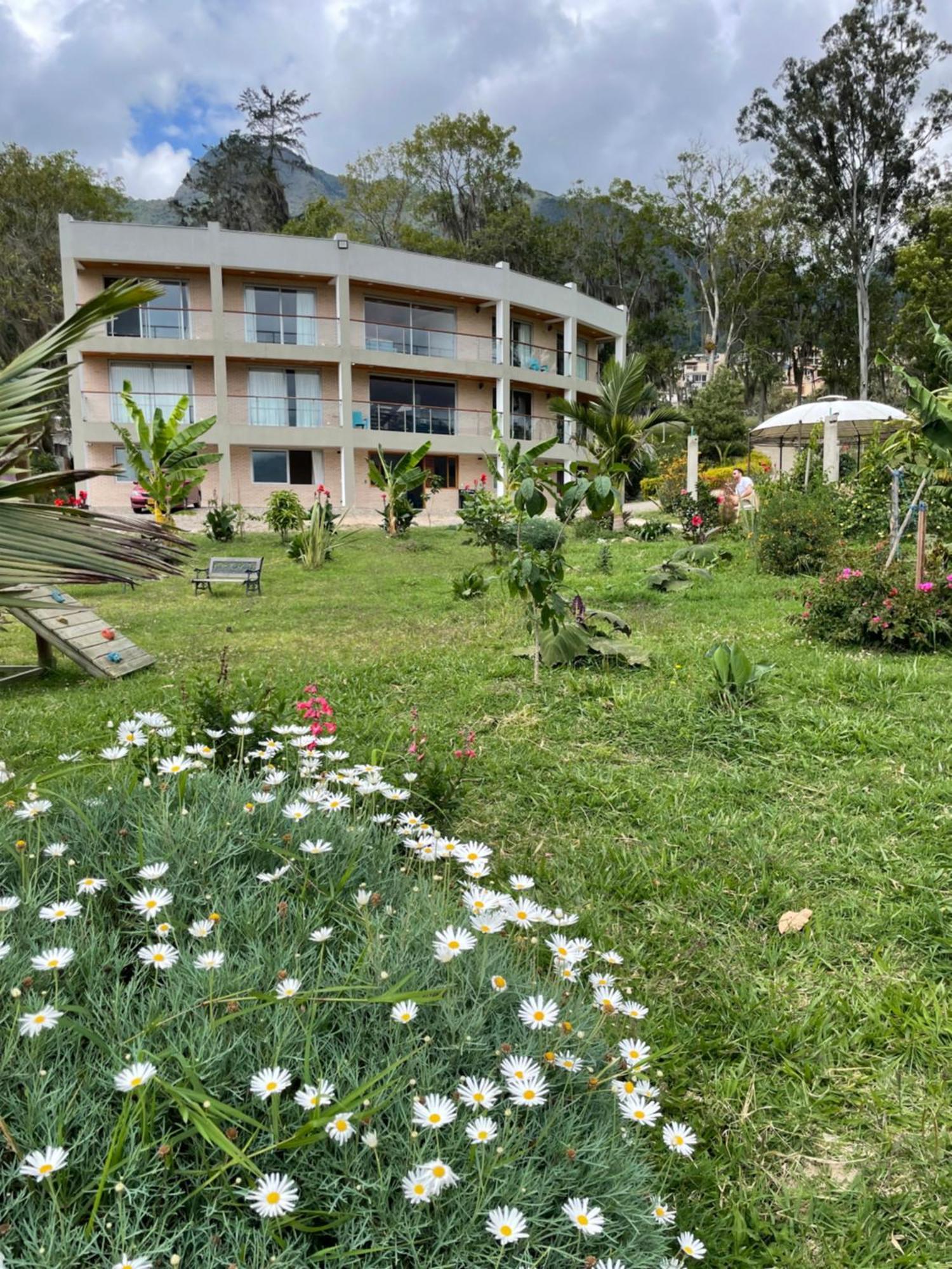Cucuate Hospedaje Choachi Bagian luar foto